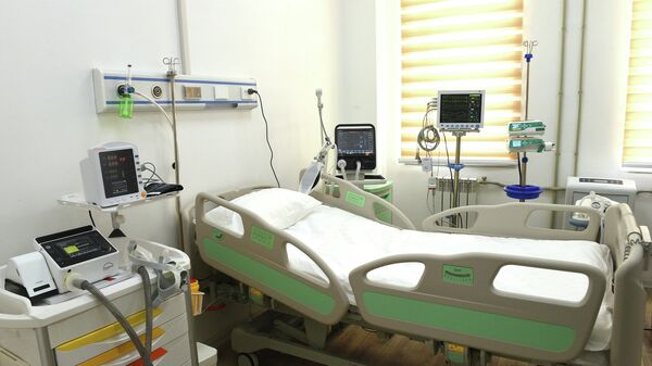 Эмомали Рахмон открыл областную инфекционную больницу в Дангаринском районе  - Sputnik Таджикистан