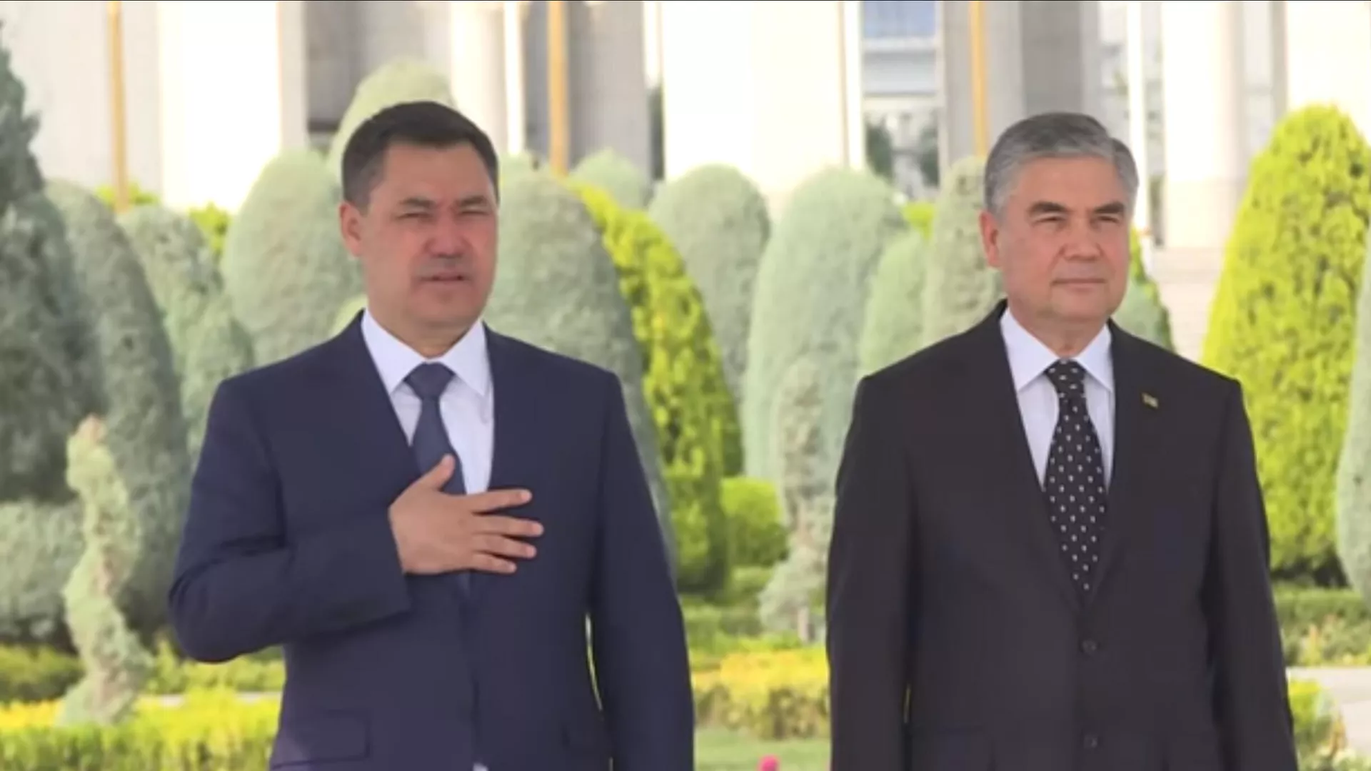 Как дела? Нормально? — видео встречи Жапарова и Бердымухамедова в Ашхабаде
