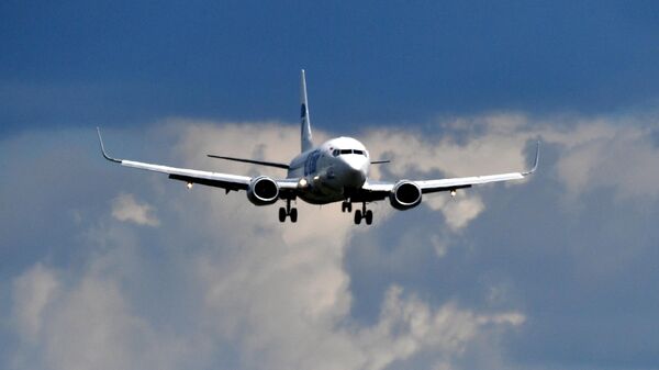 Cамолет Boeing 737 - Sputnik Тоҷикистон