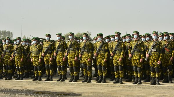 Военнослужащие армии Таджикистана - Sputnik Тоҷикистон