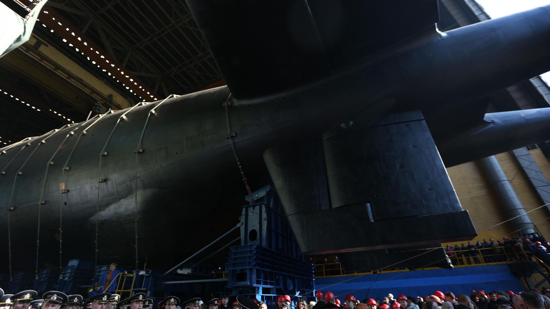 Спуск на воду атомной подводной лодки Белгород в Архангельской области  - Sputnik Таджикистан, 1920, 27.07.2021