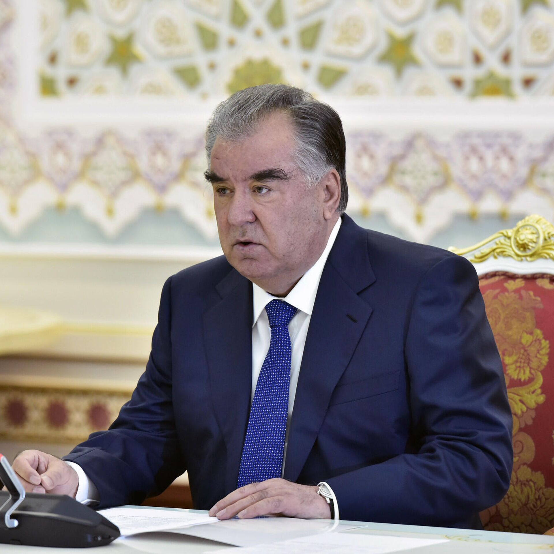 Таджики 2022. Эмомали Рахмон 2022.