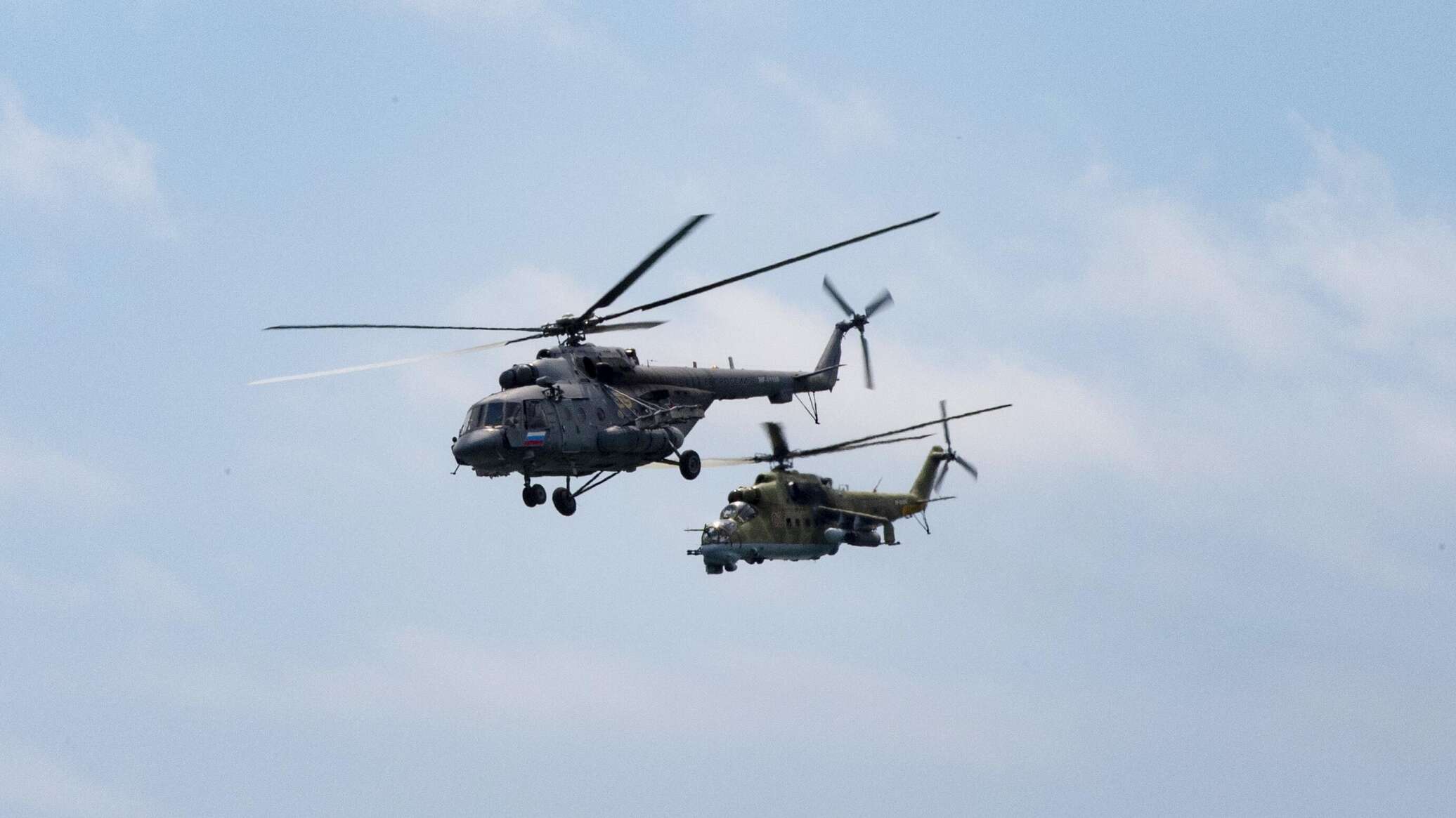 Пограничные вертолетчики России в Республики Таджикистана