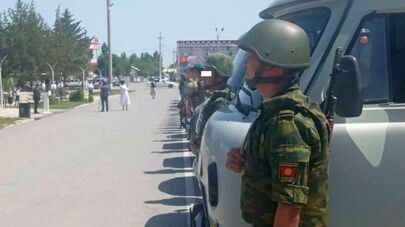 На кыргызско-таджикской границе проводится совместная специальная пограничная операция по противодействию контрабанде