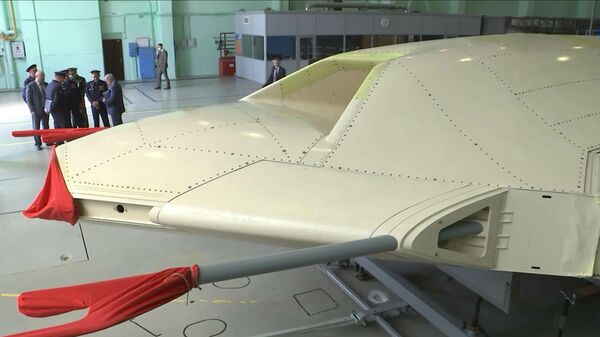 Сборку ведомого Су-57 показали на видео - Sputnik Таджикистан