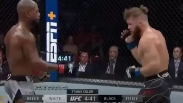 Рафаэль Физиев одержал четвертую победу в UFC - Sputnik Тоҷикистон