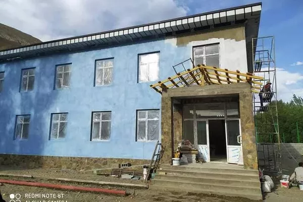 Беморхонаи навбунёдшаванда дар деҳаи Вранги ноҳияи Ишкошими ВМКБ Беморхонаи навбунёдшаванда дар деҳаи Вранги ноҳияи Ишкошими ВМКБ - Sputnik Тоҷикистон