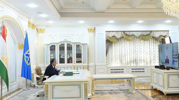 Эмомали Рахмон принял участие во внеочередной сессии Совета коллективной безопасности ОДКБ - Sputnik Тоҷикистон