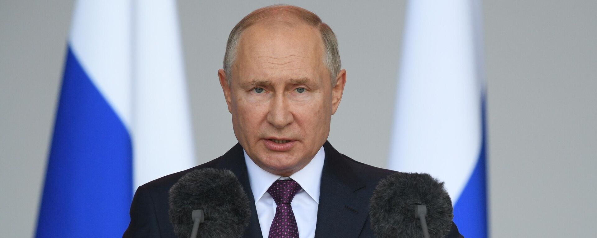 Президент РФ Владимир Путин - Sputnik Таджикистан, 1920, 24.08.2021