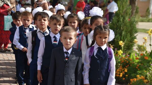 Рӯзи Дониш дар шаҳри Душанбе - Sputnik Тоҷикистон