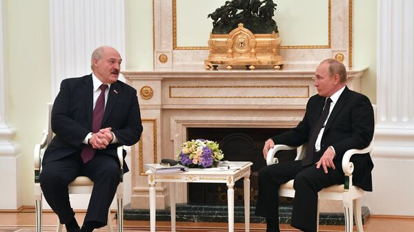 Президент РФ Владимир Путин и президент Белоруссии Александр Лукашенко - Sputnik Тоҷикистон