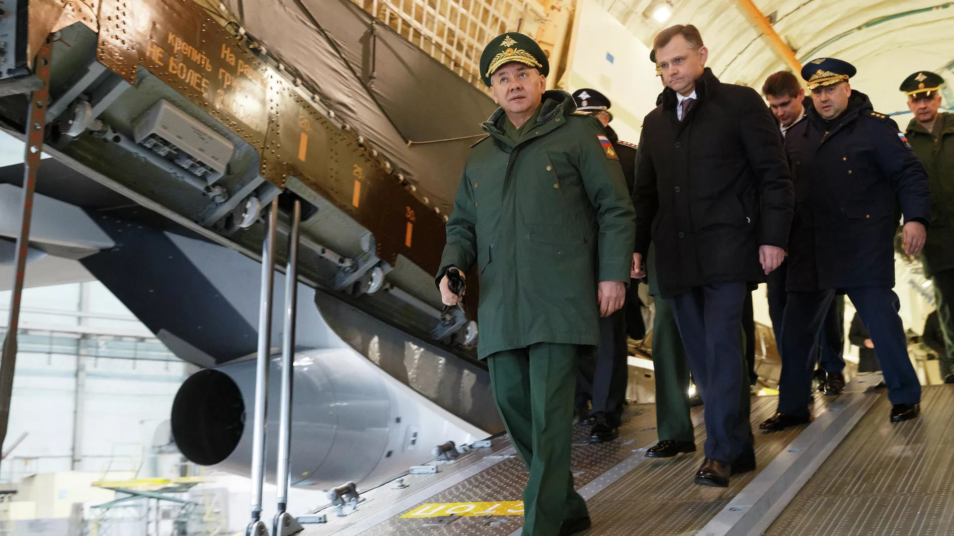 Рабочая поездка министра обороны РФ С. Шойгу в войска ЦВО