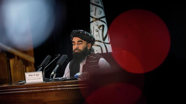 Официальный представитель движения Талибан Забихулла Муджахид - Sputnik Таджикистан
