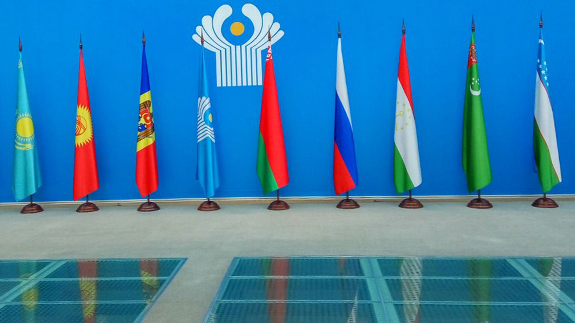 Флаги стран участниц СНГ - Sputnik Таджикистан, 1920, 06.01.2024