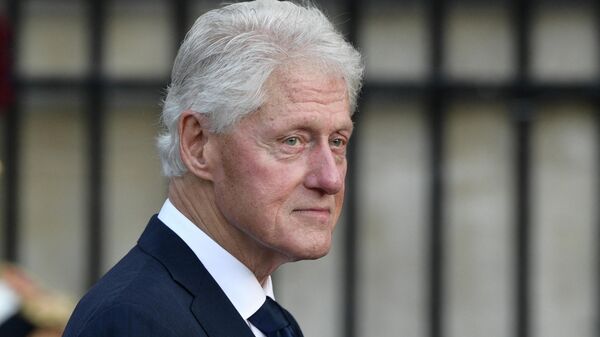 Бывший президент США Билл Клинтон - Sputnik Таджикистан