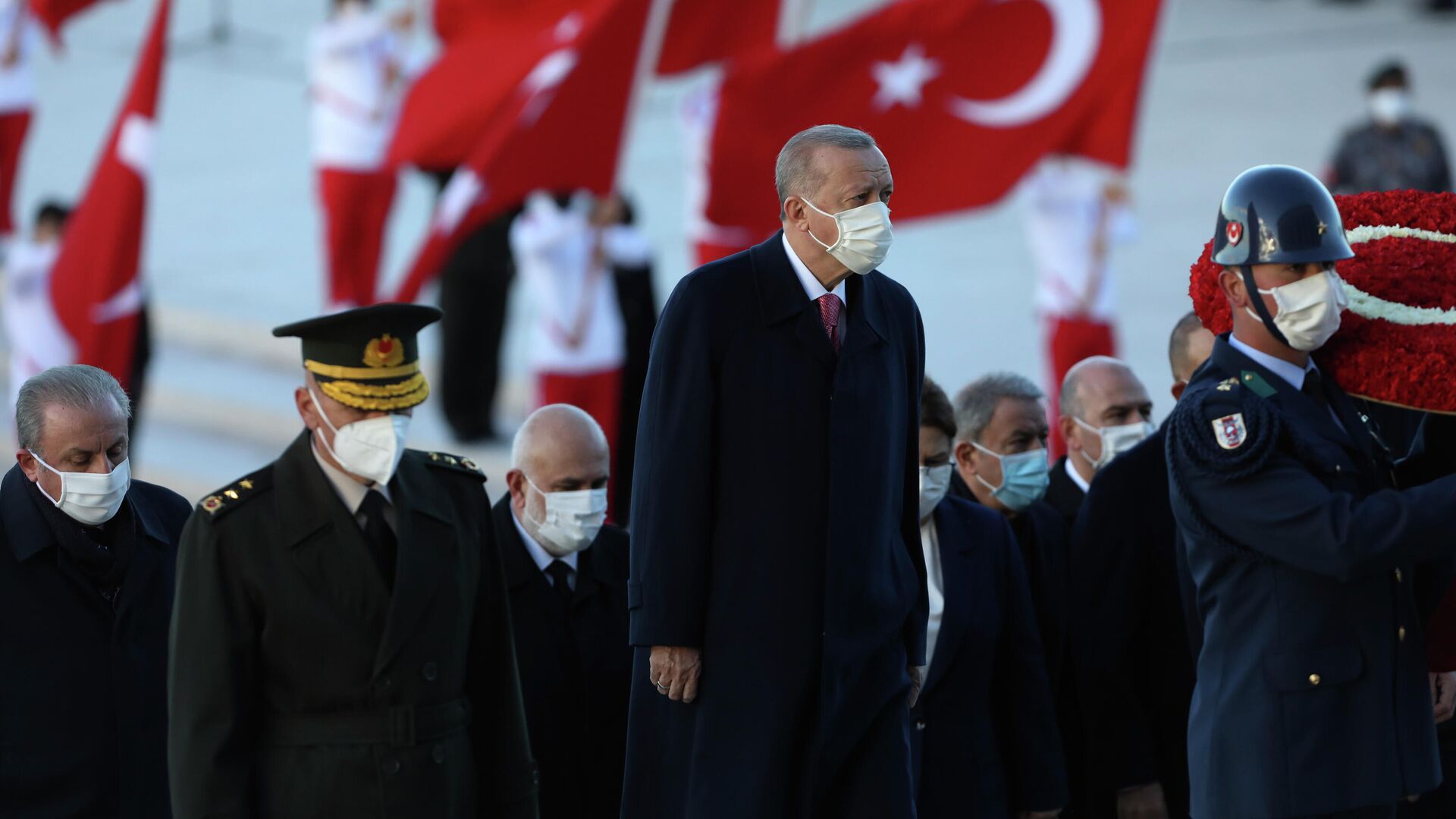 Президент Турции Реджеп Тайип Эрдоган на церемонии в Анкаре, посвященной 83-й годовщине смерти Мустафы Кемаля Ататюрка - Sputnik Таджикистан, 1920, 16.11.2021