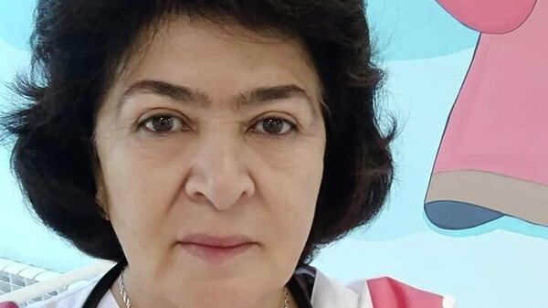 Абдуллоева Сурайё Мамадшоевна, духтури тоҷик, ки дар Русия фаъолият дорад - Sputnik Таджикистан