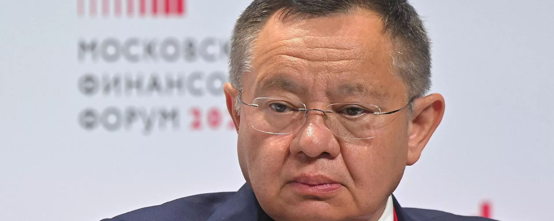 Министр строительства  и жилищно-коммунального хозяйства РФ Ирек Файзуллин - Sputnik Тоҷикистон, 1920, 06.12.2021