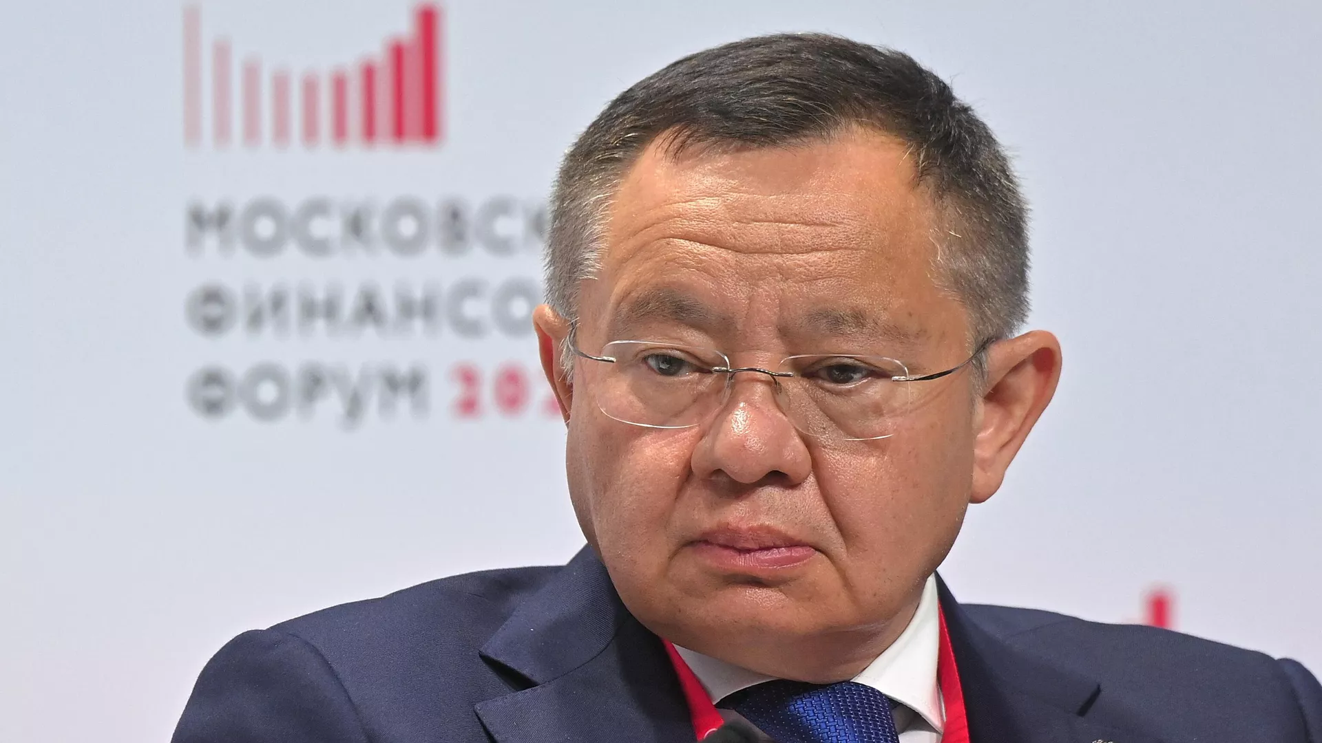 Министр строительства  и жилищно-коммунального хозяйства РФ Ирек Файзуллин