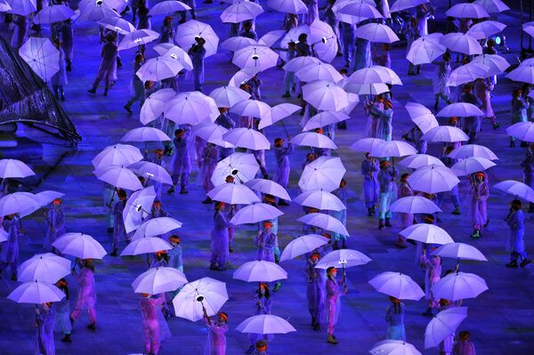 Артисты выступают на церемонии открытия Паралимпийских игр 2012 года в Лондоне. - Sputnik Таджикистан