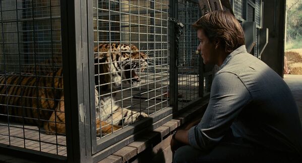 Кадр из фильма &quot;Мы купили зоопарк&quot;. Отец-одиночка становится хозяином целого зверинца. - Sputnik Таджикистан