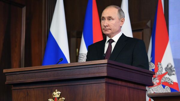 Президент РФ В.Путин принял участие в расширенном заседании коллегии Минобороны РФ - Sputnik Таджикистан