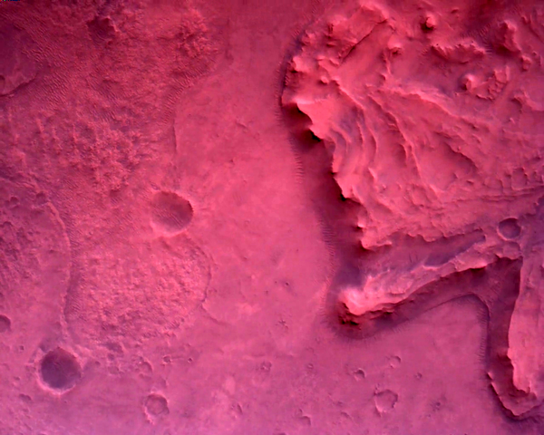 Изображение, полученное с помощью камеры на марсоходе - снято Rover Down-Look. - Sputnik Таджикистан