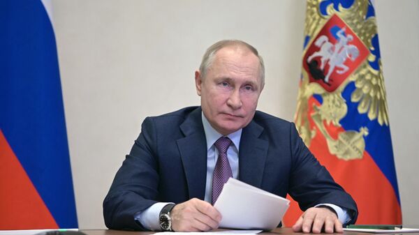 Президент РФ В. Путин провел встречу с членами правительства РФ - Sputnik Таджикистан