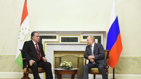 Владимир Путин и Эмомали Рахмон  - Sputnik Таджикистан