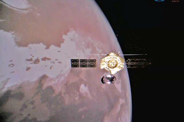 Снимки с Марса, сделанные китайским зондом - Sputnik Таджикистан
