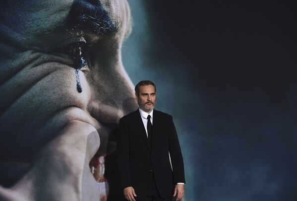 Актер Хоакин Феникс на премьере фильма &quot;Джокер&quot; в Лос-Анджелесе. - Sputnik Таджикистан