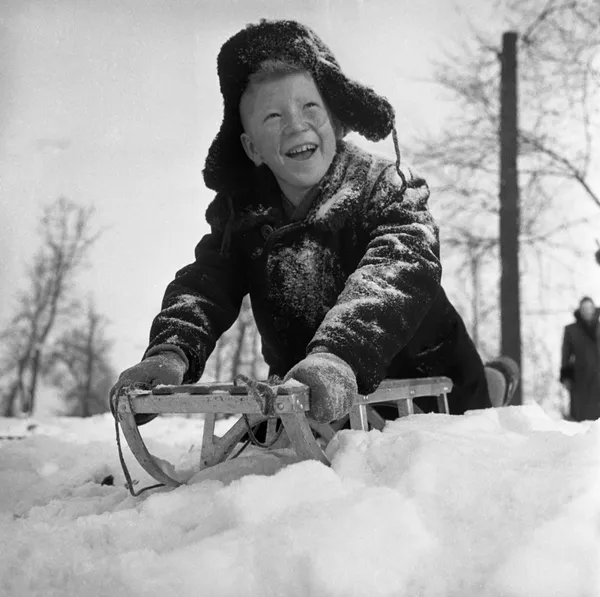 Писарча бо чана, соли 1960-ум. Иттиҳоди шӯравӣ.  - Sputnik Тоҷикистон