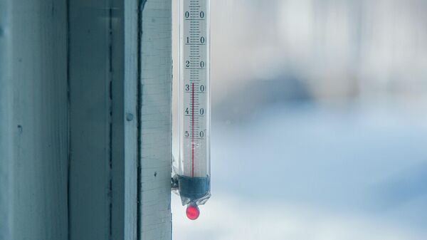 Низкая температура, термометр - Sputnik Таджикистан