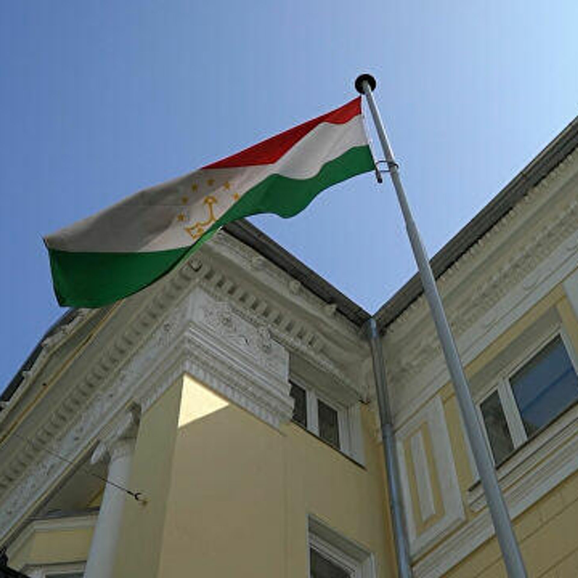 Злоумышленники сообщили о "минировании" посольства Таджикистана в Москве