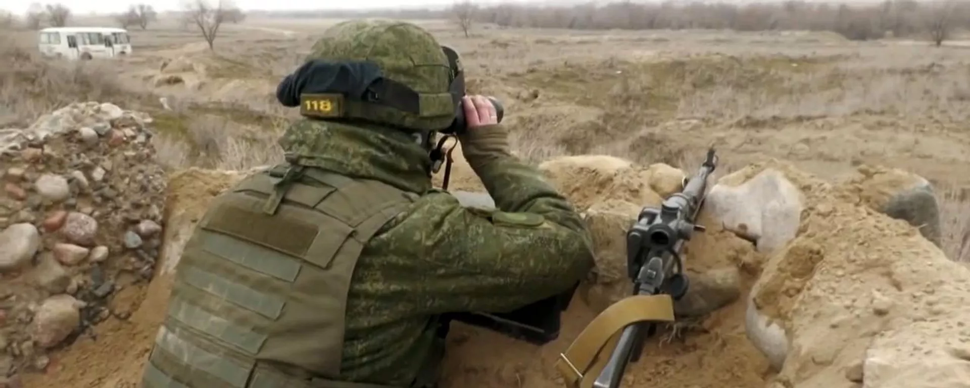 Военнослужащий из состава контингента миротворческих сил ОДКБ в Казахстане - Sputnik Тоҷикистон, 1920, 21.06.2022