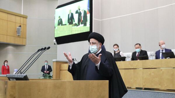 Президент Ирана Ибрагим Раиси на заседании Госдумы - Sputnik Тоҷикистон