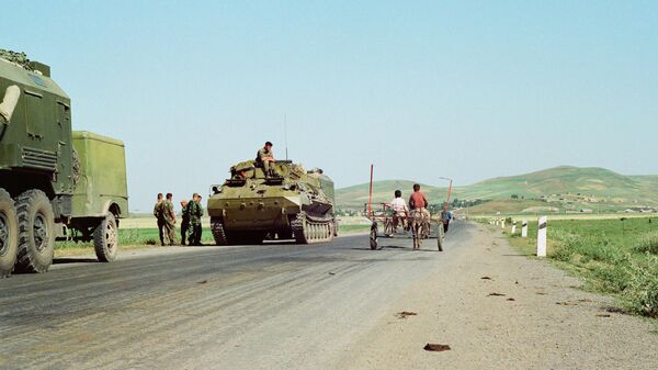Вывоз боевиков объединённой таджикской оппозиции из Афганистана, архивное фото - Sputnik Таджикистан