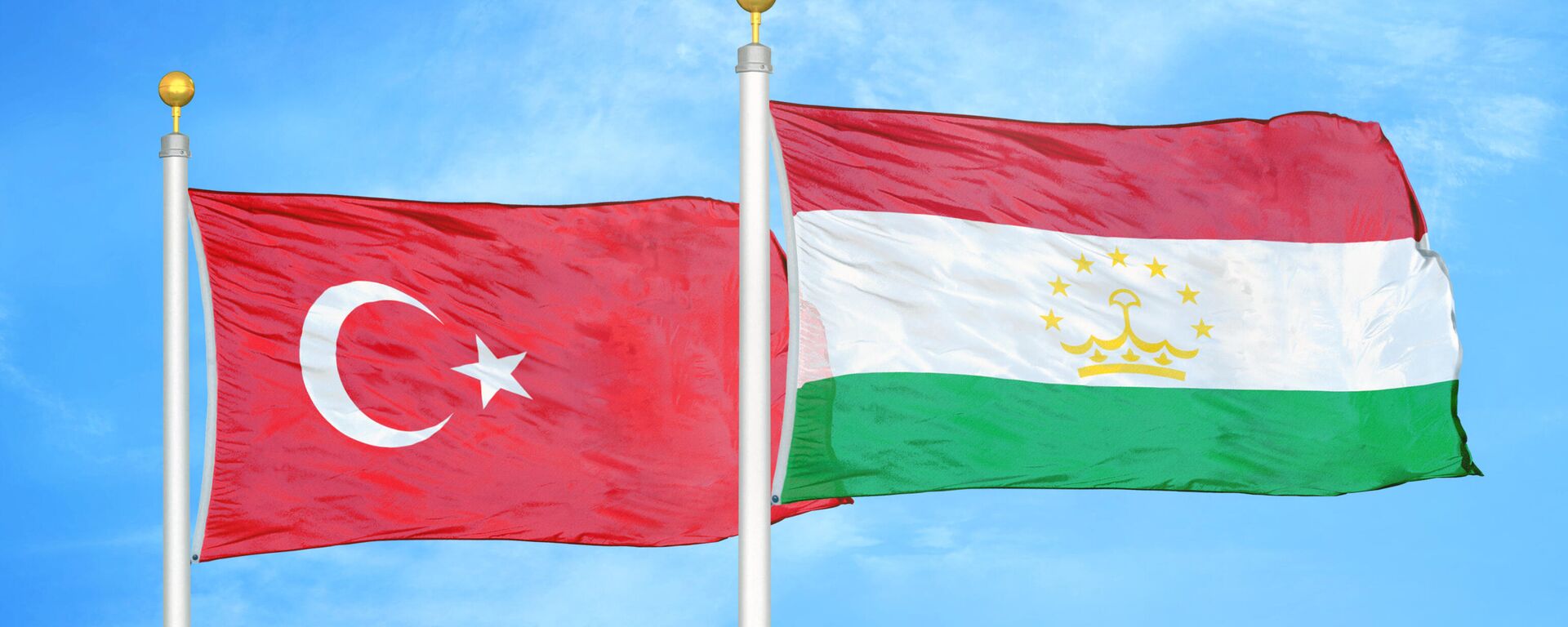 Турецкий и таджикский флаги - Sputnik Таджикистан, 1920, 09.04.2024