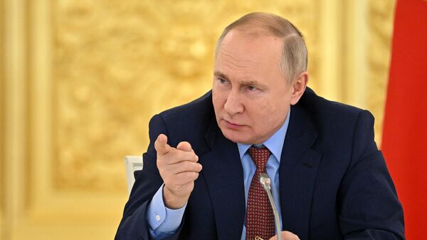 Президент РФ В. Путин провел встречу с членами Деловой России - Sputnik Таджикистан