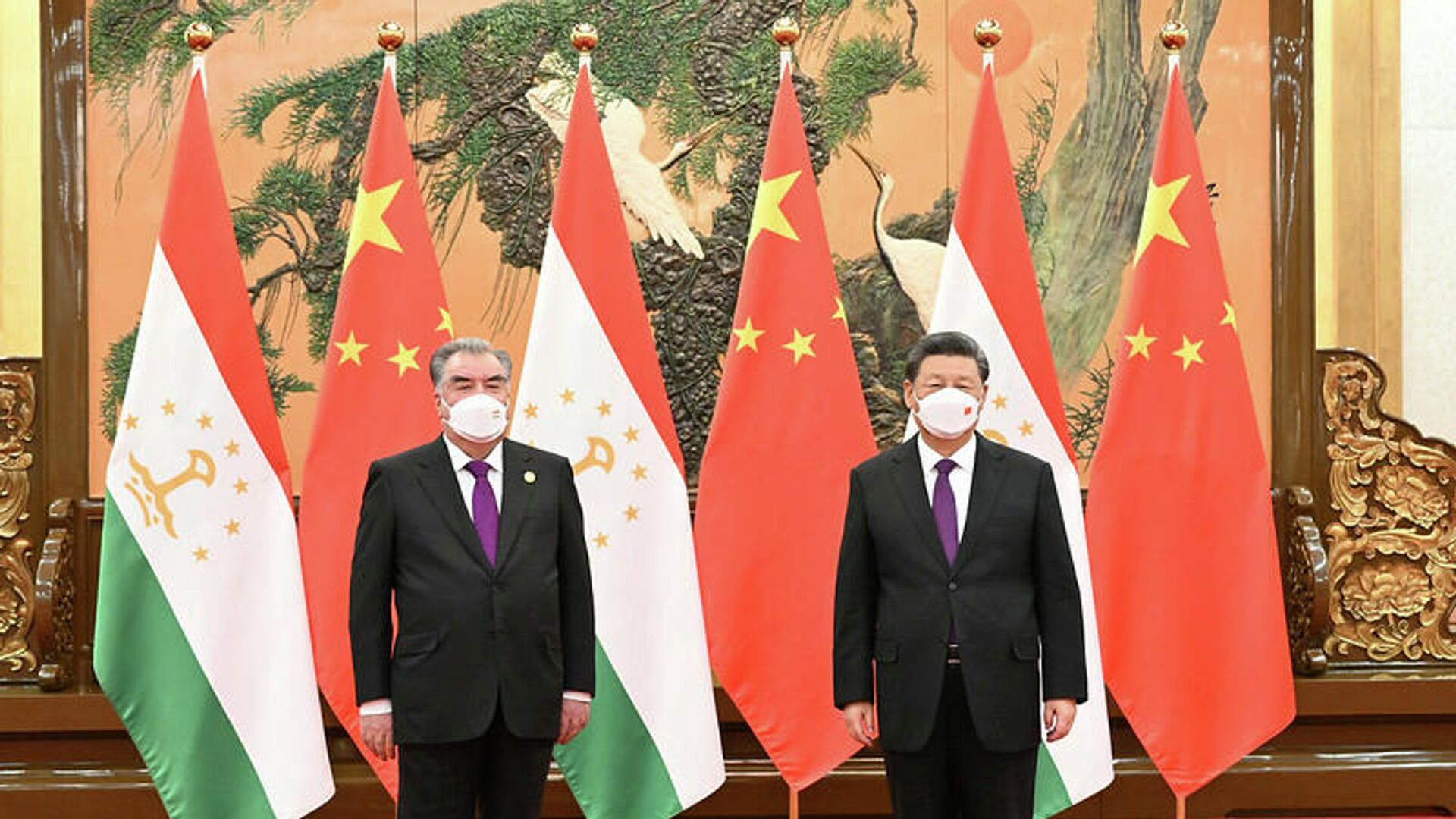 Встреча президента Таджикистана Эмомали Рахмона с председателем КНР Си Цзиньпином - Sputnik Таджикистан, 1920, 06.02.2022