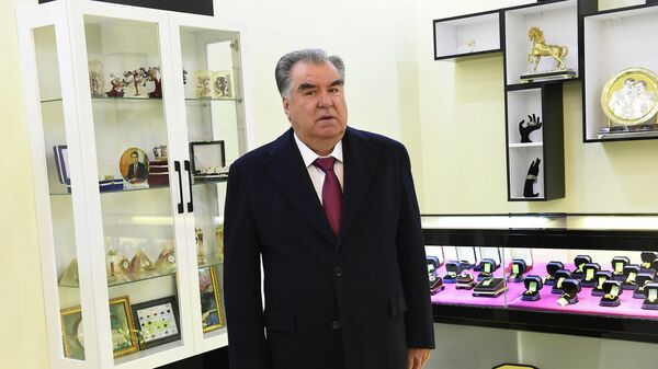 Открытие ювелирного предприятия Зари Сугд ГУП Редкие металлы Таджикистана в Бостоне  - Sputnik Таджикистан