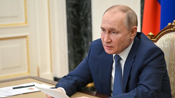 Президент РФ В. Путин принял участие в расширенном заседании коллегии МЧС РФ - Sputnik Таджикистан