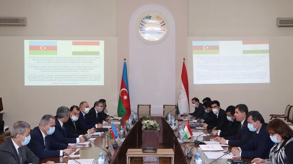 Таджикистан и Азербайджан обсудили экономические вопросы - Sputnik Тоҷикистон