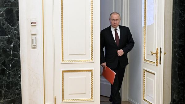 Президент РФ В. Путин провел заседание Совбеза РФ - Sputnik Таджикистан