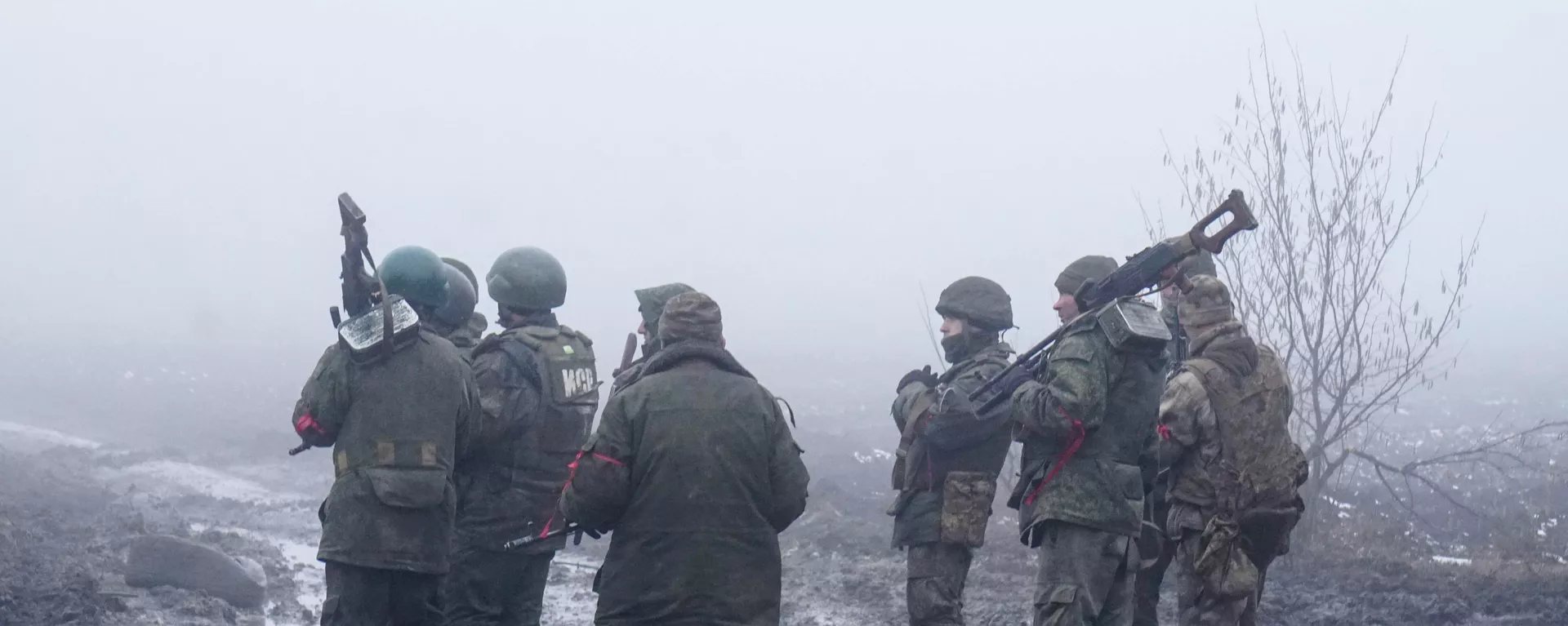 Военнослужащие народной милиции ДНР проводят зачистку Волновахи - Sputnik Тоҷикистон, 1920, 08.04.2022