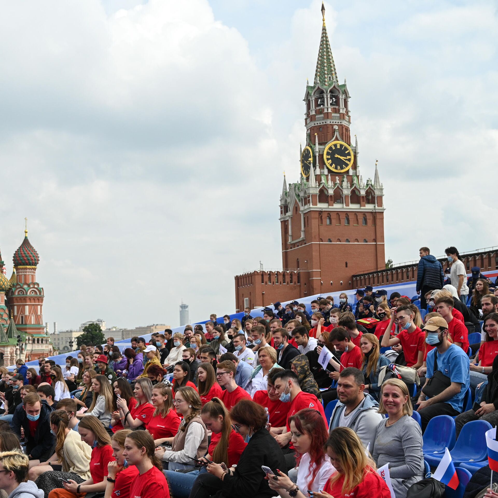 Сегодня на красной площади мероприятия в москве. Концерт на красной площади 12 июня 2021. День России концерт на красной площади. Концерт на красной площади 12 июня 2022. День России Москва красная площадь.