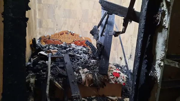 Мақомот то ҳол зарари расида аз сӯхторро муайян накардаанд. Мақомот то ҳол зарари расида аз сӯхторро муайян накардаанд. - Sputnik Тоҷикистон