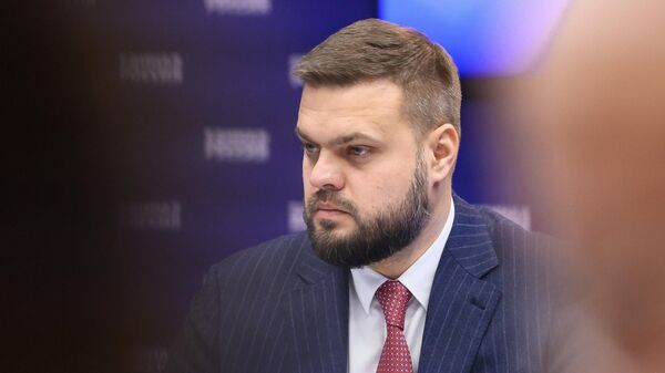 Трибунал, побег или смерть: в Госдуме рассказали, что ждет руководство Украины - Sputnik Таджикистан