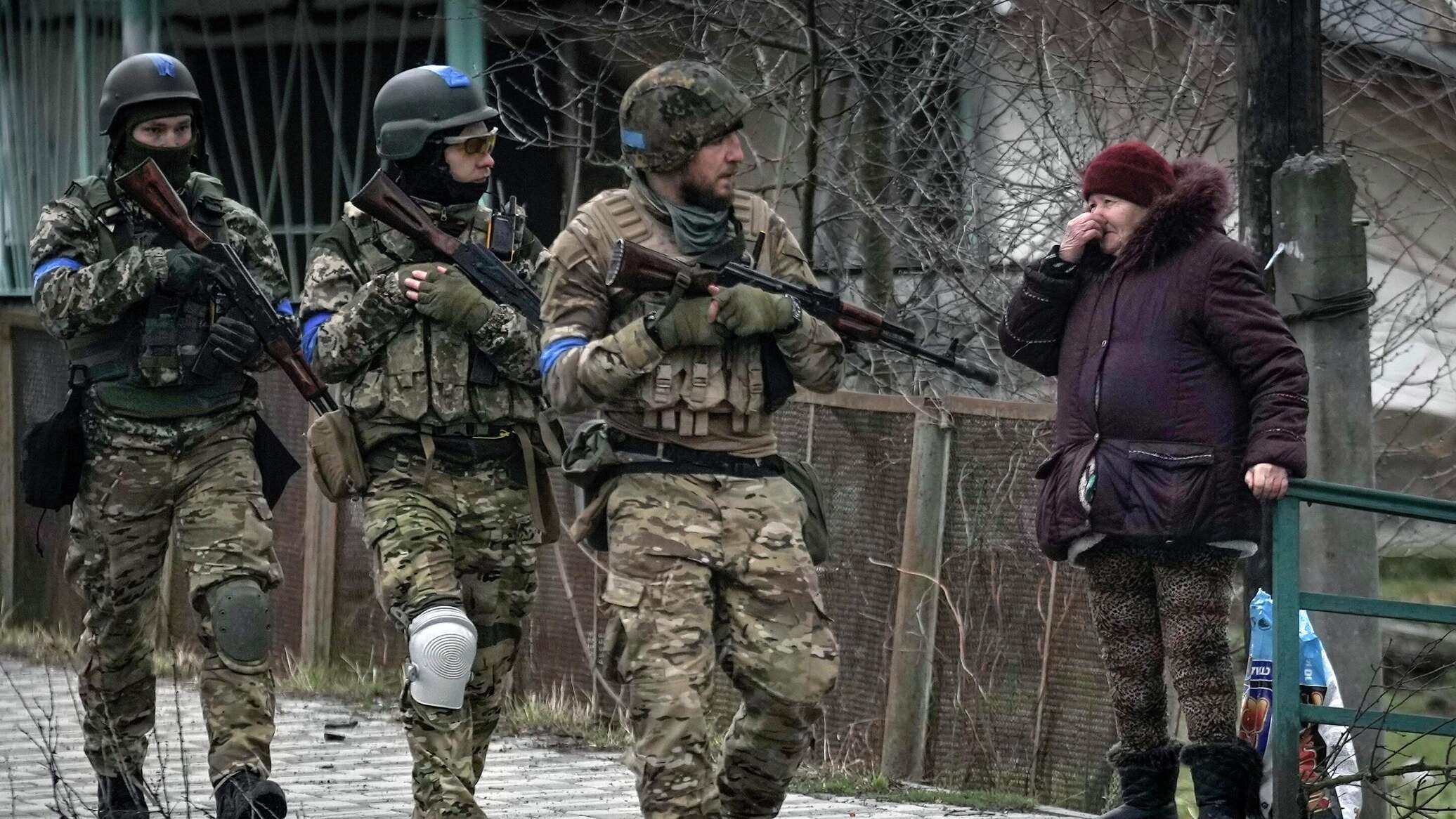 Видео против украины. Украинские военные. Украинские войска. Украинская армия.