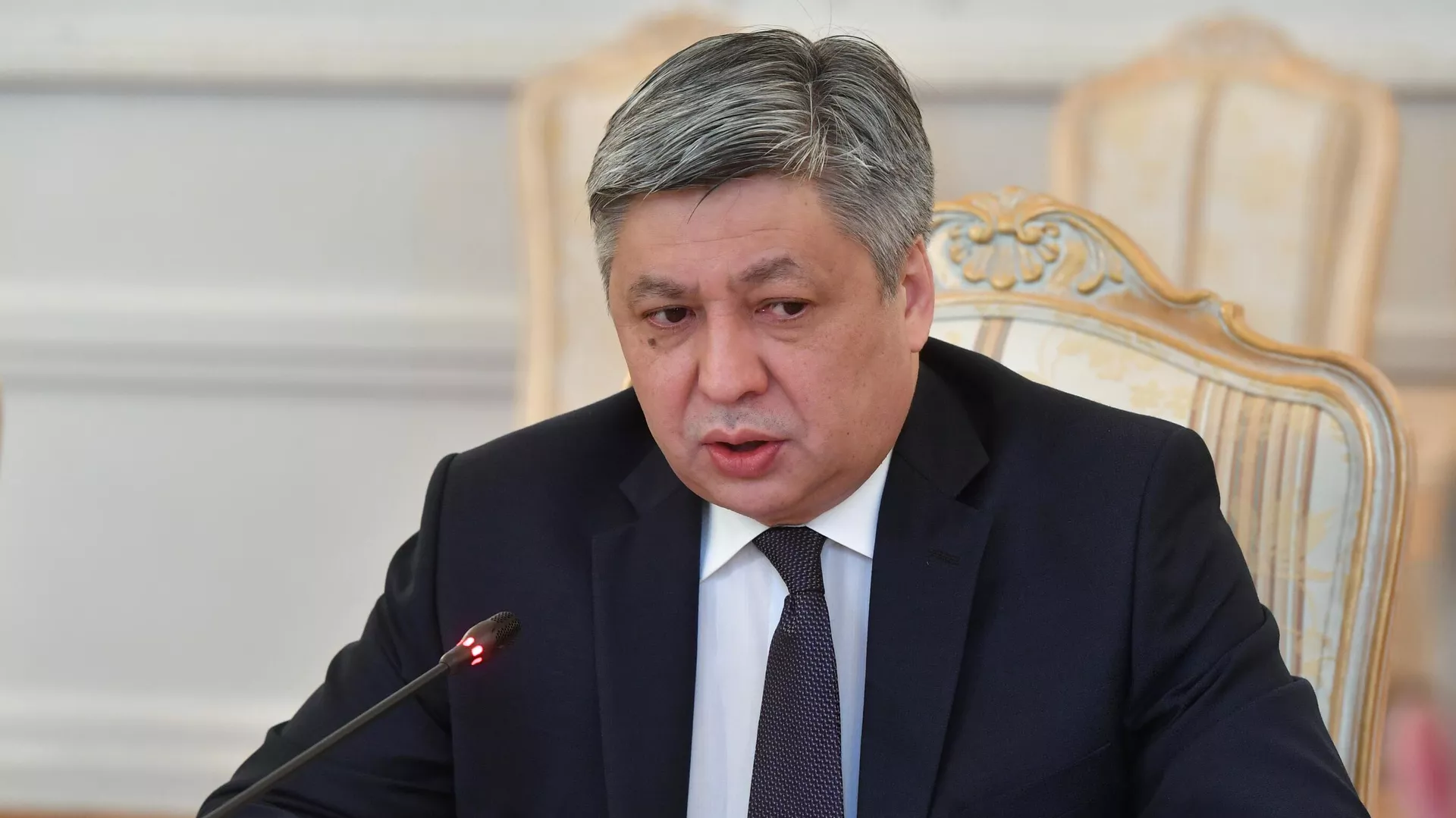 Встреча глав МИД РФ и Киргизии С. Лаврова и Э. Абдылдаева
